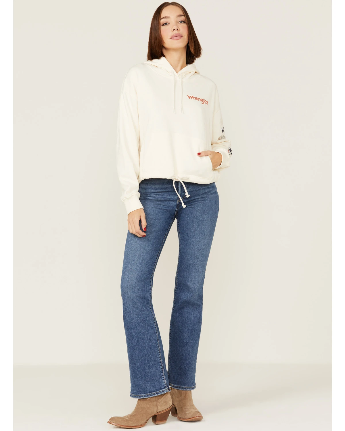 Wrangler Women's Logo Cropped Hoodie 4 Wrangler Women's Logo Cropped Hoodie - Image 4